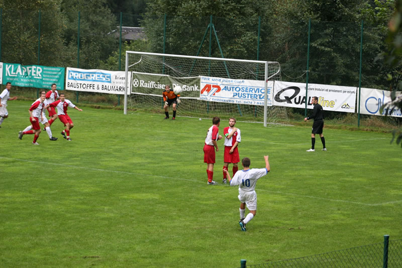 gal/Saison2008-2009- Pokal 1. Runde Hinspiel: Vintl - SV Reischach/2008-08-24 SVR gg. Vintl - Pokalhinspiel 144.jpg